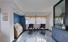 The Emerald Inn On Sunset